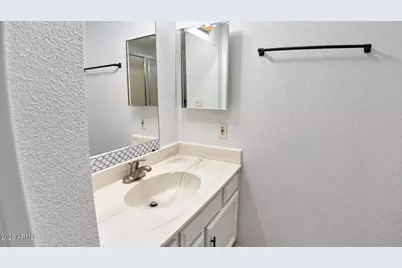7905 N 61st Avenue, Glendale, AZ 85301 - Photo 10