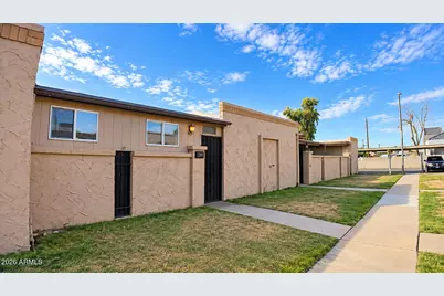 7905 N 61st Avenue, Glendale, AZ 85301 - Photo 1