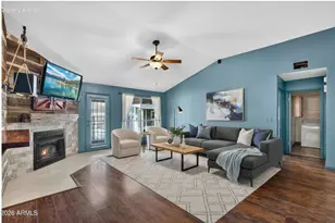 8920 W Hatcher Rd, Peoria, AZ 85345 - Photo 20