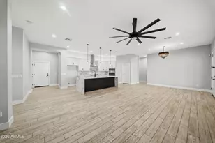 11422 W Tether Trl, Peoria, AZ 85383 - Photo 14