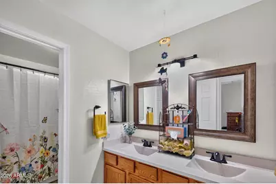 298 W Ivanhoe Street, Gilbert, AZ 85233 - Photo 32