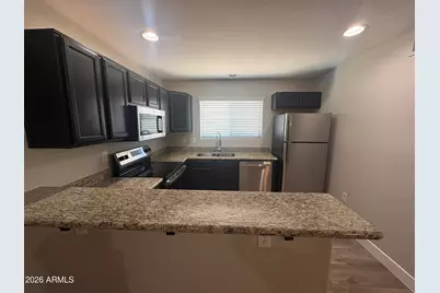 545 E Willetta Street #7, Phoenix, AZ 85004 - Photo 2