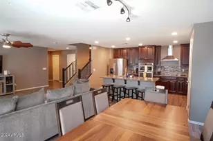 896 S Pheasant Dr, Gilbert, AZ 85296 - Photo 4