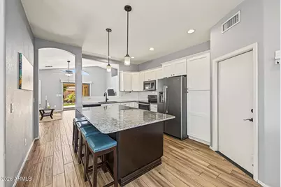 4675 E Summerhaven Drive, Phoenix, AZ 85044 - Photo 12