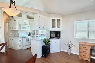 111 S Greenfield Rd, Mesa, AZ 85206 - Photo 14
