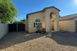 6371 W Tonopah Dr, Glendale, AZ 85308 - Photo 6