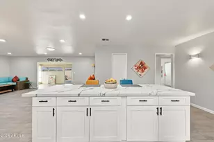 10718 W Cheryl Dr, Sun City, AZ 85351 - Photo 24