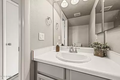 2154 E Williams Drive, Phoenix, AZ 85024 - Photo 14