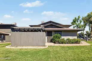 286 W Palomino Dr, Chandler, AZ 85225 - Photo 1