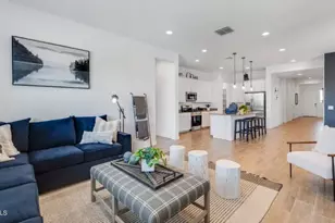 8012 W Desert Elm Ln, Peoria, AZ 85383 - Photo 6