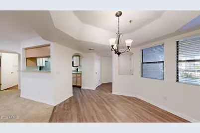 5104 N 32nd Street #214, Phoenix, AZ 85018 - Photo 2