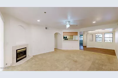 5104 N 32nd Street #214, Phoenix, AZ 85018 - Photo 4