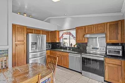9156 W Charleston Avenue, Peoria, AZ 85382 - Photo 6
