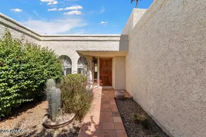 8466 E San Benito Drive, Scottsdale, AZ 85258 - Photo 12