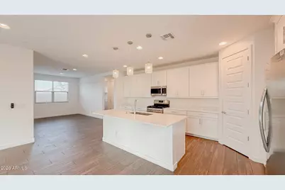 5912 S 26th Avenue, Phoenix, AZ 85041 - Photo 6