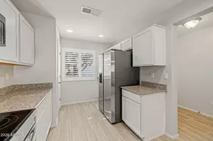 1874 W Stagecoach St, Apache Junction, AZ 85120 - Photo 14