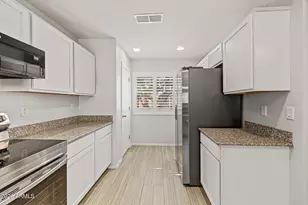 1874 W Stagecoach St, Apache Junction, AZ 85120 - Photo 12