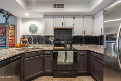 496 S Seawynds Boulevard, Gilbert, AZ 85233 - Photo 12