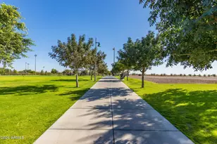 3877 N Smithsonian Dr, Florence, AZ 85132 - Photo 46