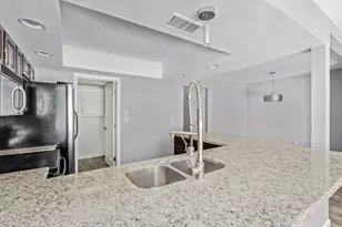 4601 N 73rd St, Scottsdale, AZ 85251 - Photo 16