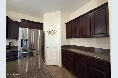 10141 W Hammond Lane, Tolleson, AZ 85353 - Photo 8