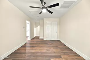 12613 W Rio Vista Ln, Avondale, AZ 85323 - Photo 10
