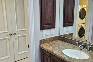 7181 E Camelback Rd, Scottsdale, AZ 85251 - Photo 22