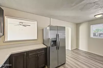 8806 N 28th Drive, Phoenix, AZ 85051 - Photo 16