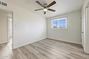 8806 N 28th Dr, Phoenix, AZ 85051 - Photo 28