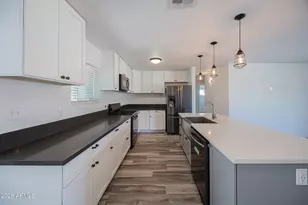 4923 E Palm Ln, Phoenix, AZ 85008 - Photo 8