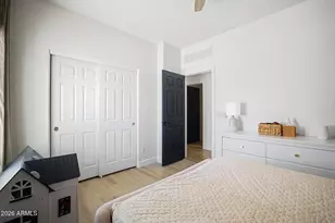 10190 W Patrick Ln, Peoria, AZ 85383 - Photo 34