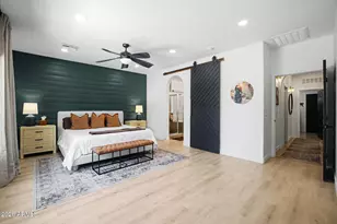 10190 W Patrick Ln, Peoria, AZ 85383 - Photo 24