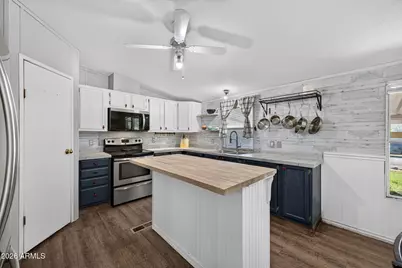 35081 N Tombstone Street, San Tan Valley, AZ 85140 - Photo 12