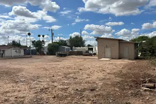 488 E Detroit St, Chandler, AZ 85225 - Photo 14