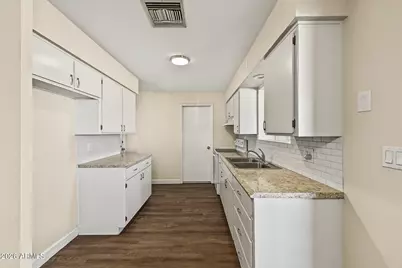 5634 E Des Moines Street, Mesa, AZ 85205 - Photo 8