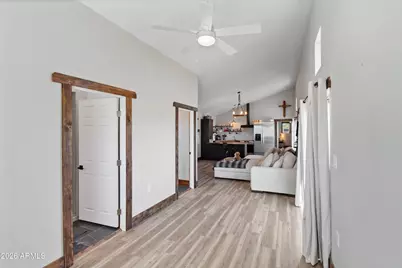 8055 E Mountain View Road, Prescott Valley, AZ 86315 - Photo 32
