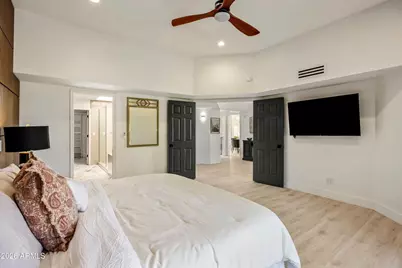 11809 N 40th Place, Phoenix, AZ 85028 - Photo 14