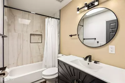 11809 N 40th Place, Phoenix, AZ 85028 - Photo 20