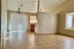 1825 E Sandra Terrace, Phoenix, AZ 85022 - Photo 2
