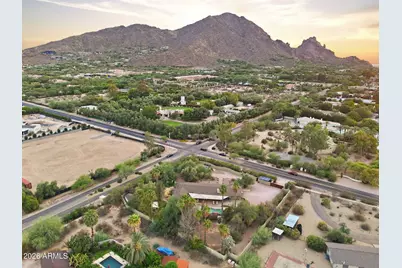 6005 N Invergordon Road, Paradise Valley, AZ 85253 - Photo 1