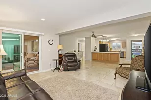 10531 W Clair Dr, Sun City, AZ 85351 - Photo 8