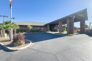 2246 E Broadway Rd, Mesa, AZ 85204 - Photo 46