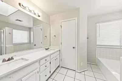 20415 N 29th Way, Phoenix, AZ 85050 - Photo 16