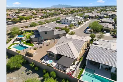 18736 W Montebello Avenue, Litchfield Park, AZ 85340 - Photo 48