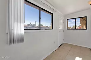 356 E 9th Dr, Mesa, AZ 85210 - Photo 6