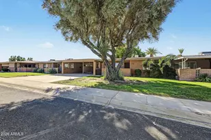 10323 W Deanne Dr, Sun City, AZ 85351 - Photo 2