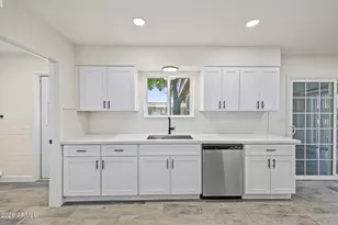 10323 W Deanne Dr, Sun City, AZ 85351 - Photo 10