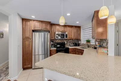 10401 N 52nd Street #110, Paradise Valley, AZ 85253 - Photo 8
