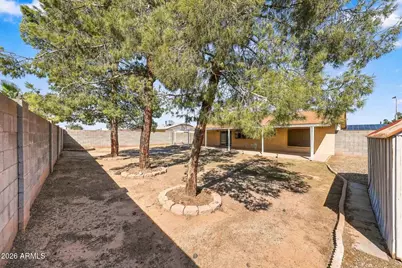 10809 W Campbell Avenue, Phoenix, AZ 85037 - Photo 30