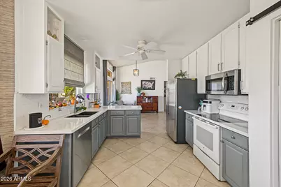 6241 S Pebble Beach Drive, Chandler, AZ 85249 - Photo 10